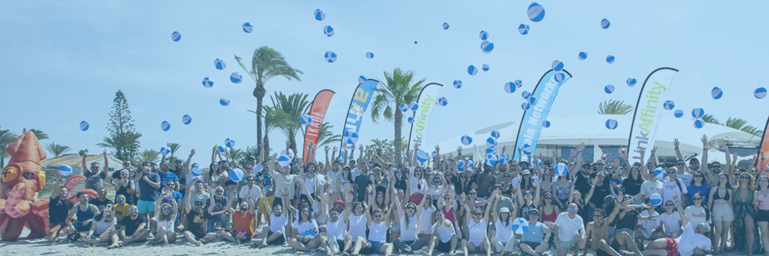 seonthebeach's profile banner image