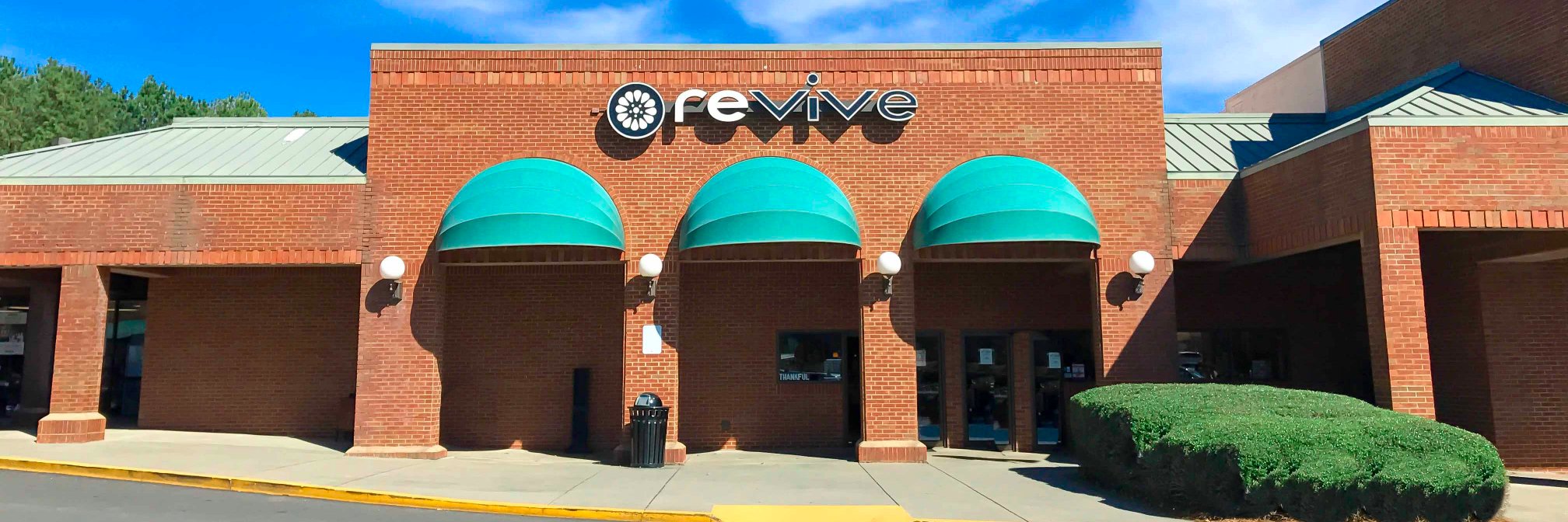 revive_consign's profile banner image