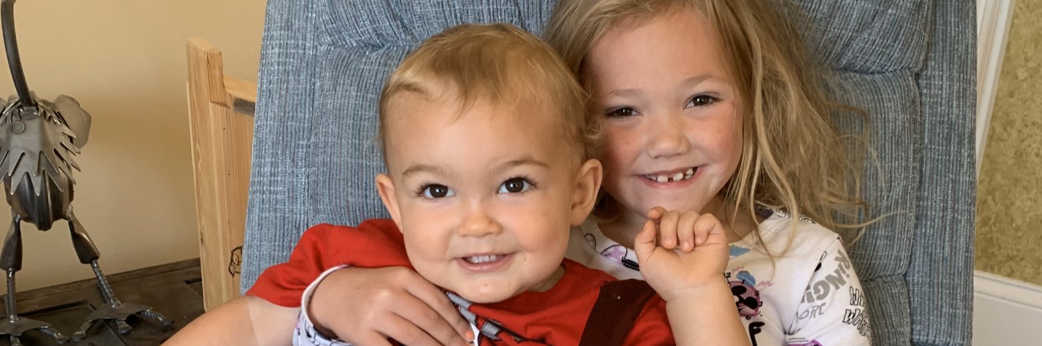 allisonschnurr's profile banner image