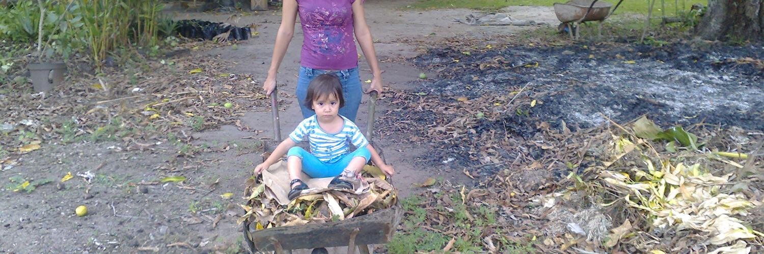 víctor carpio banner