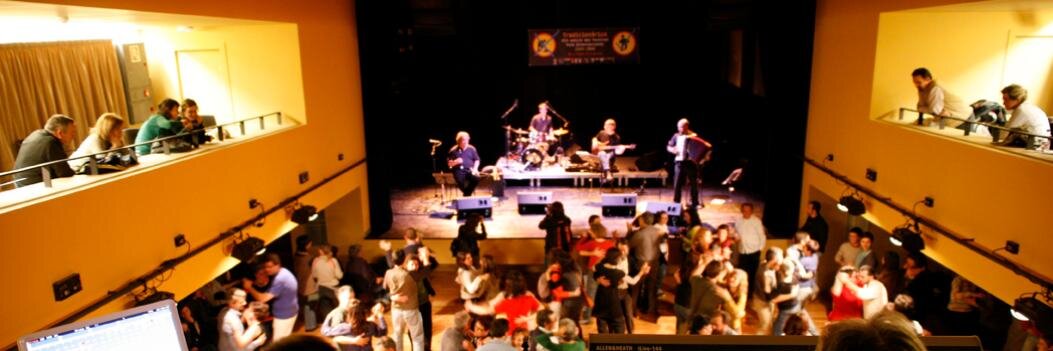 Tradicionàrius banner