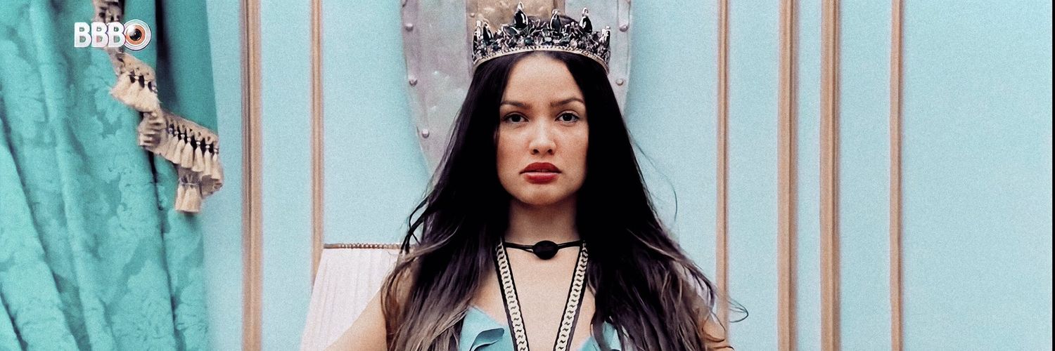 muchselenag's profile banner image