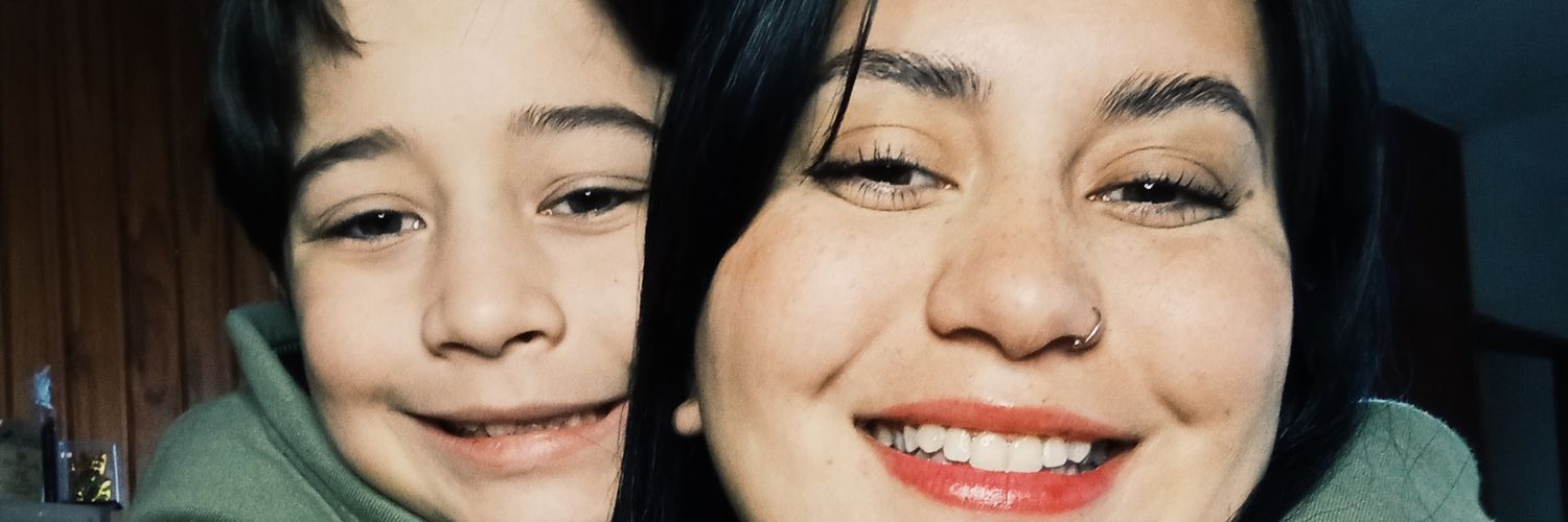 laaaloz's profile banner image