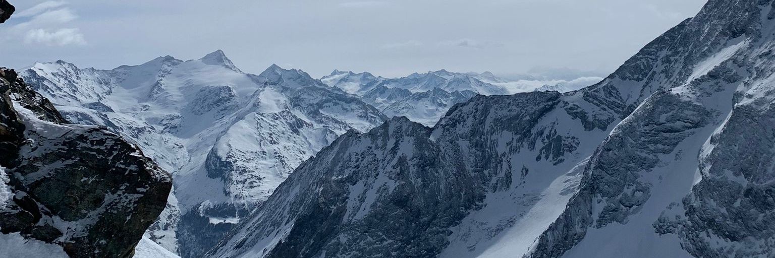 a_thez's profile banner image