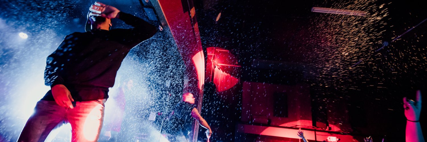 itsronallen's profile banner image