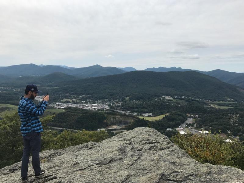 2wTRoach's profile banner image
