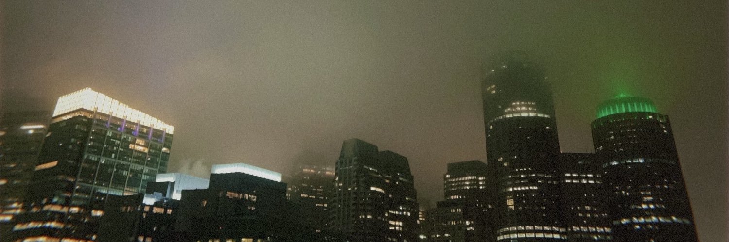 ʎɐz's banner
