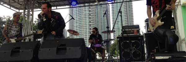 citizenuseless Profile Banner