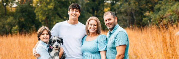 ErinAhneman Profile Banner