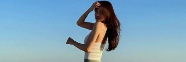 greanolly's profile banner image
