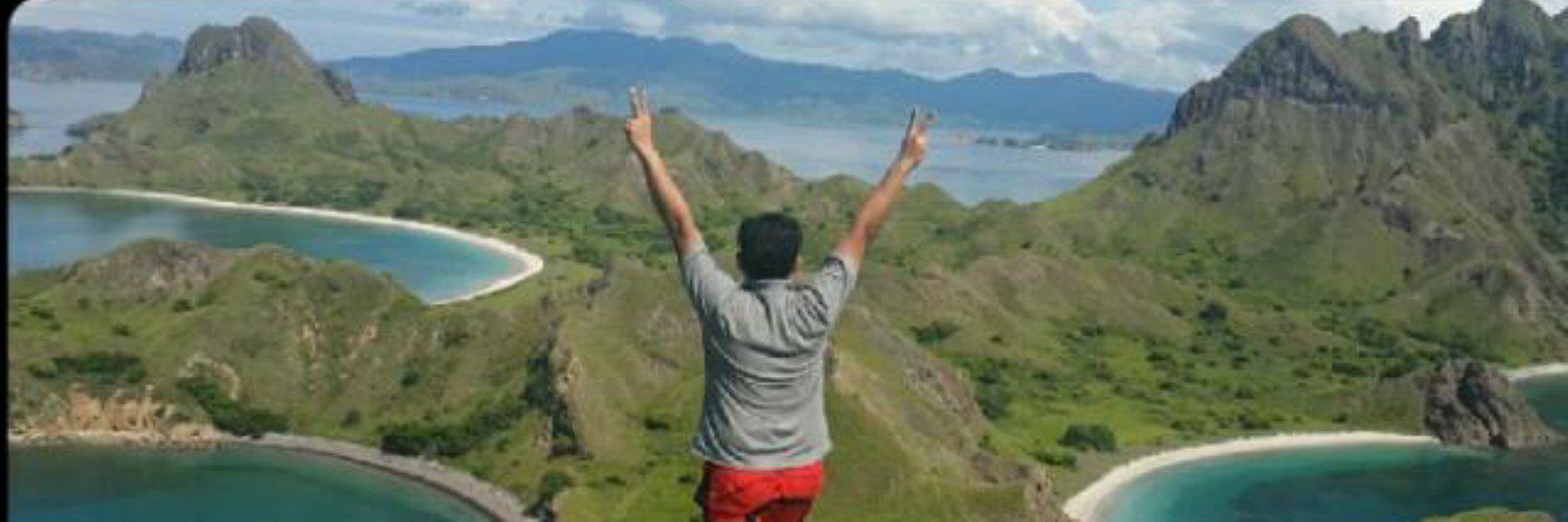 VanoDaniel's profile banner image