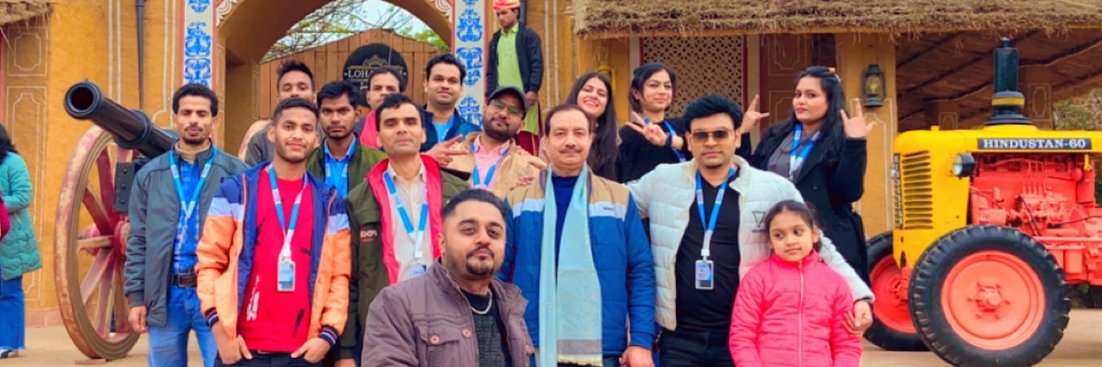 akswcpl's profile banner image