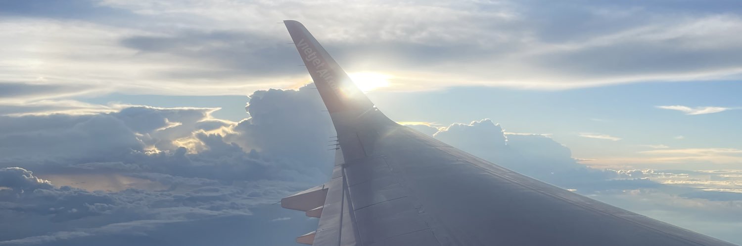 vtaSafitri's profile banner image