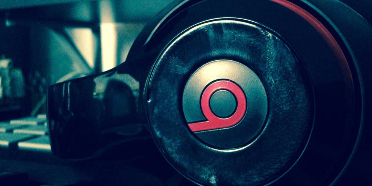 rapblogg's profile banner image