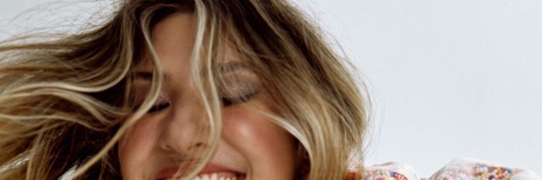 _EstherMedeiros's profile banner image