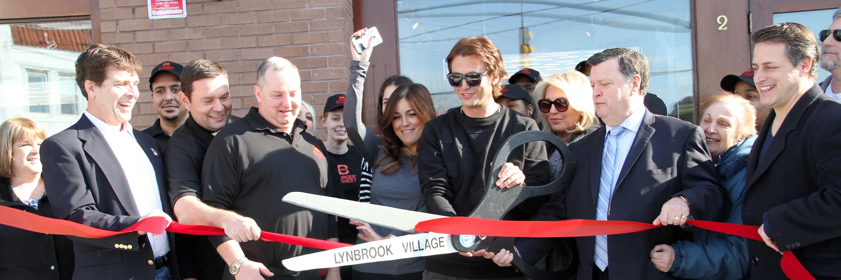 Lynbrook/ER Herald banner