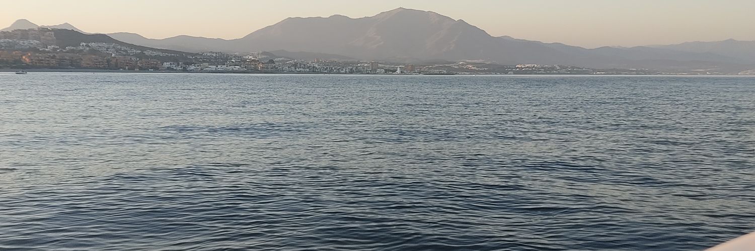 AlbertoFR94's profile banner image
