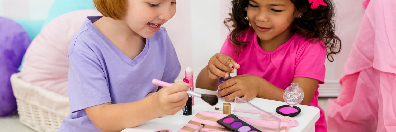 LittleCosmetics's profile banner image