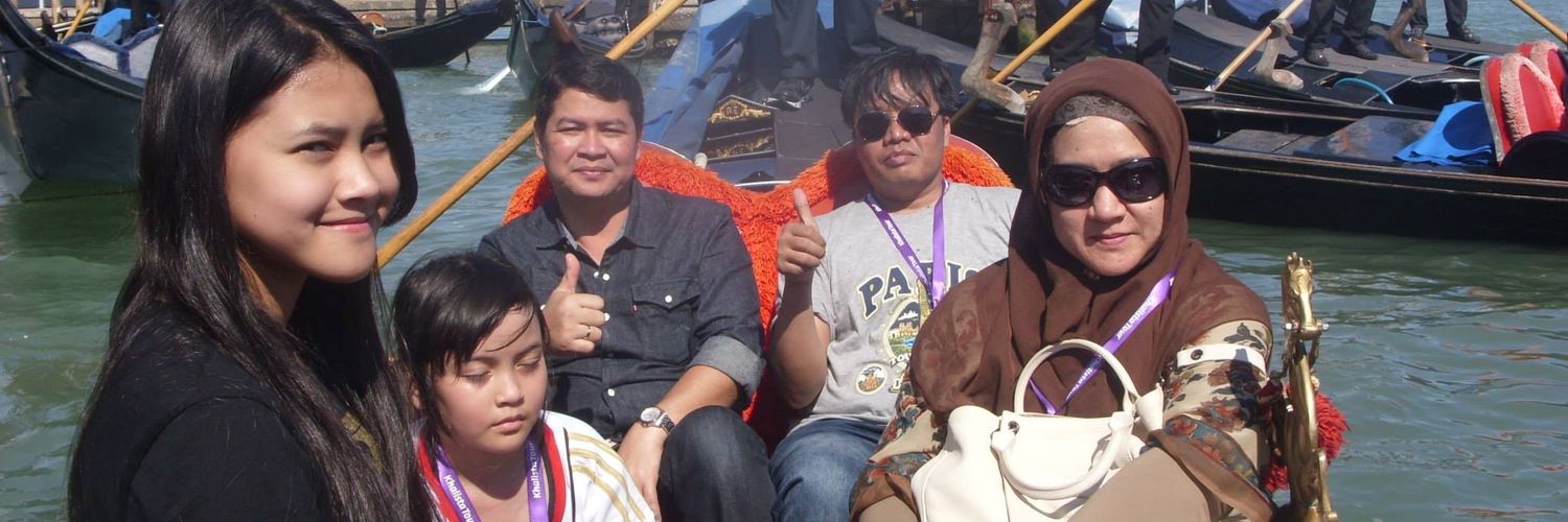 rowi_jkt's profile banner image