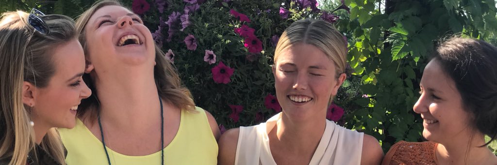 zoecottom's profile banner image
