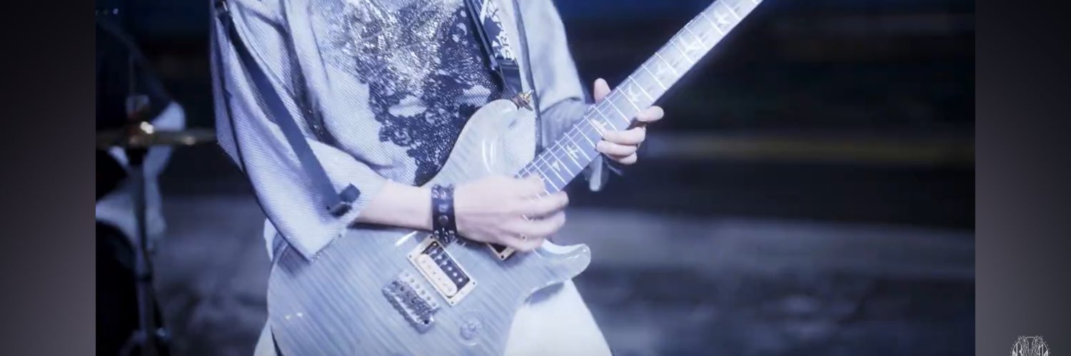 rose000019's profile banner image