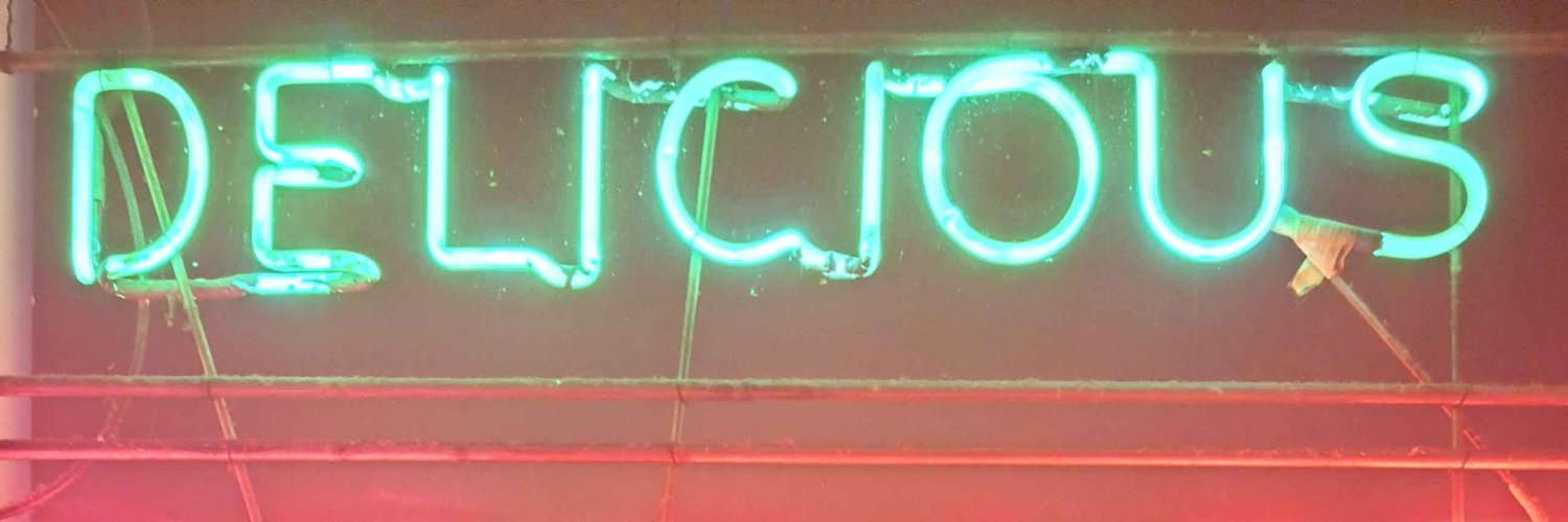 9oth9amer9irl's profile banner image