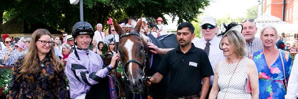 lowy121 Profile Banner