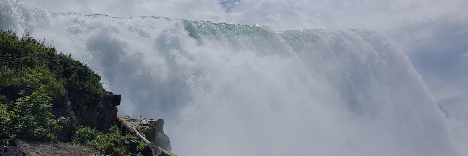 derikwid's profile banner image
