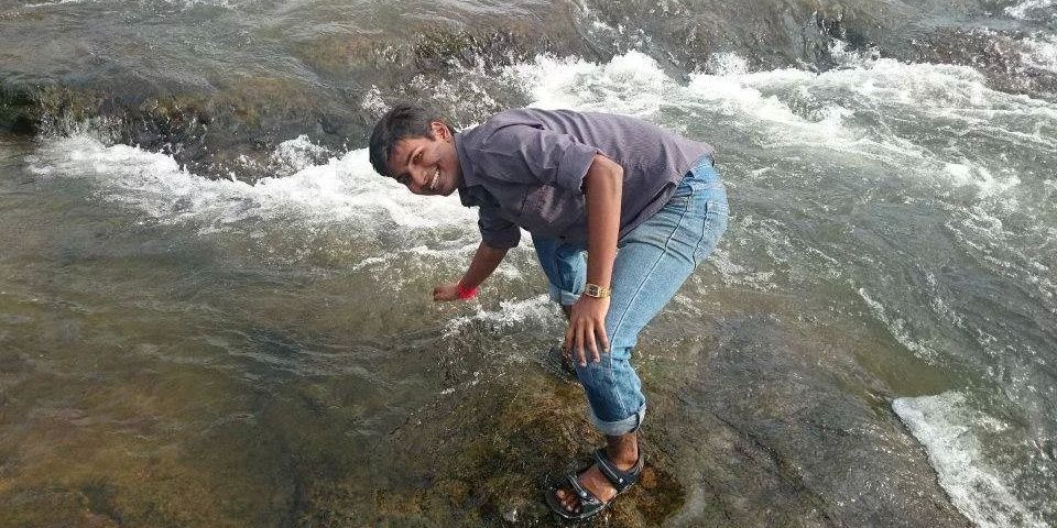 AapkaApnaG10's profile banner image