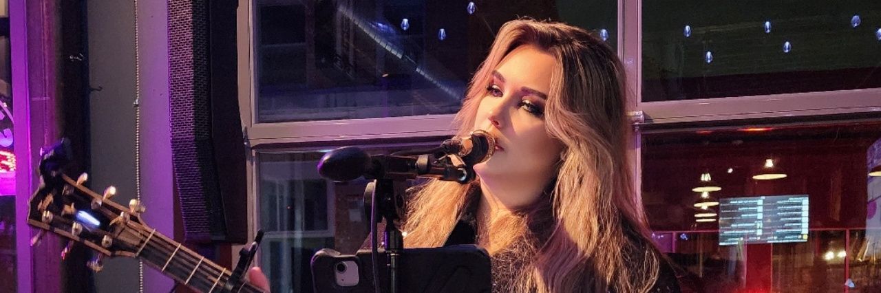 Jennifer Mlott's banner