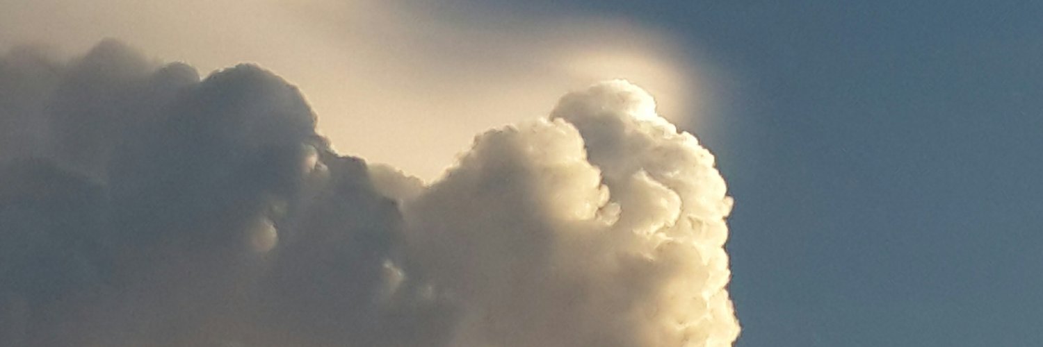 kathawutt's profile banner image
