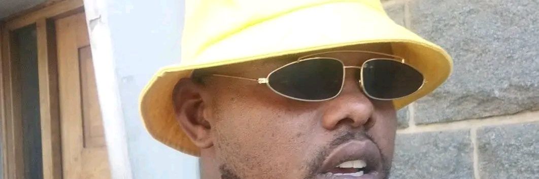 ellenonzo's profile banner image