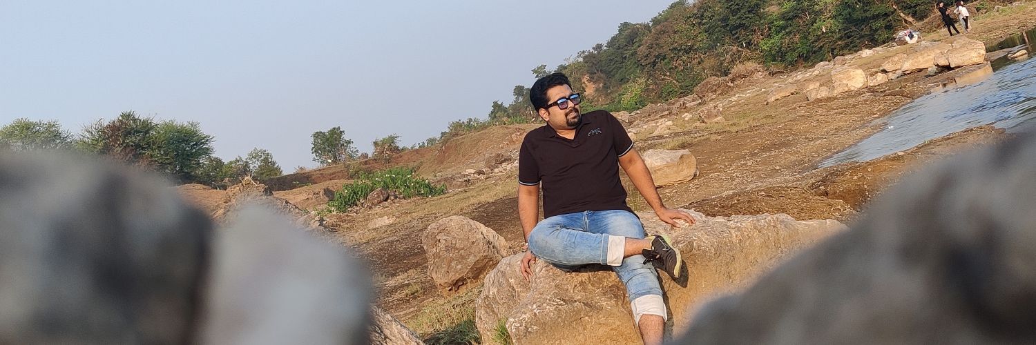 Gauravmunot's profile banner image