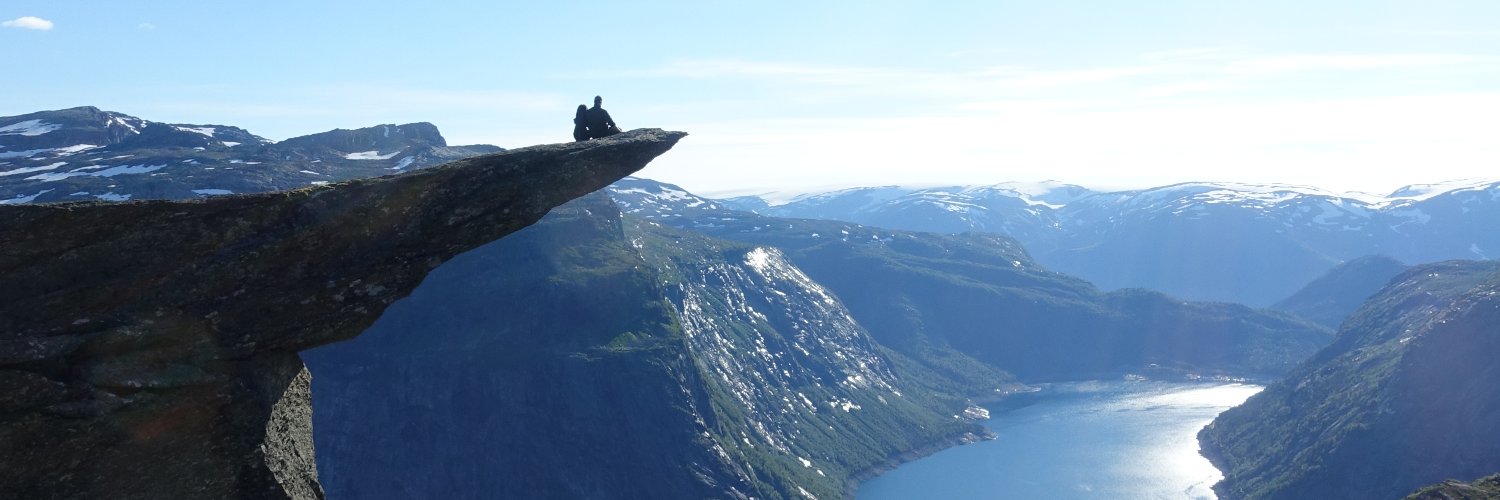 Joshua Schneyer banner