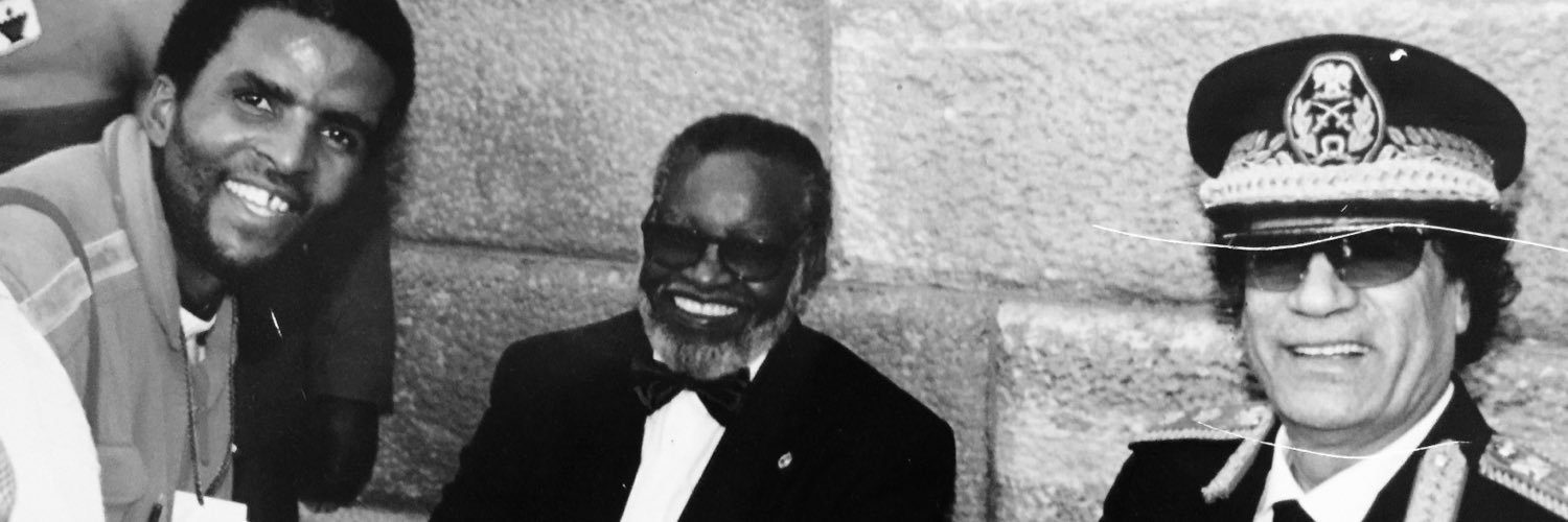 eljiyane's profile banner image