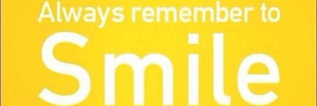 Suttons Red Lips 💙 banner