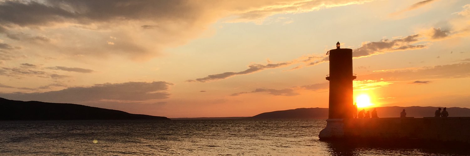 ywerrus's profile banner image