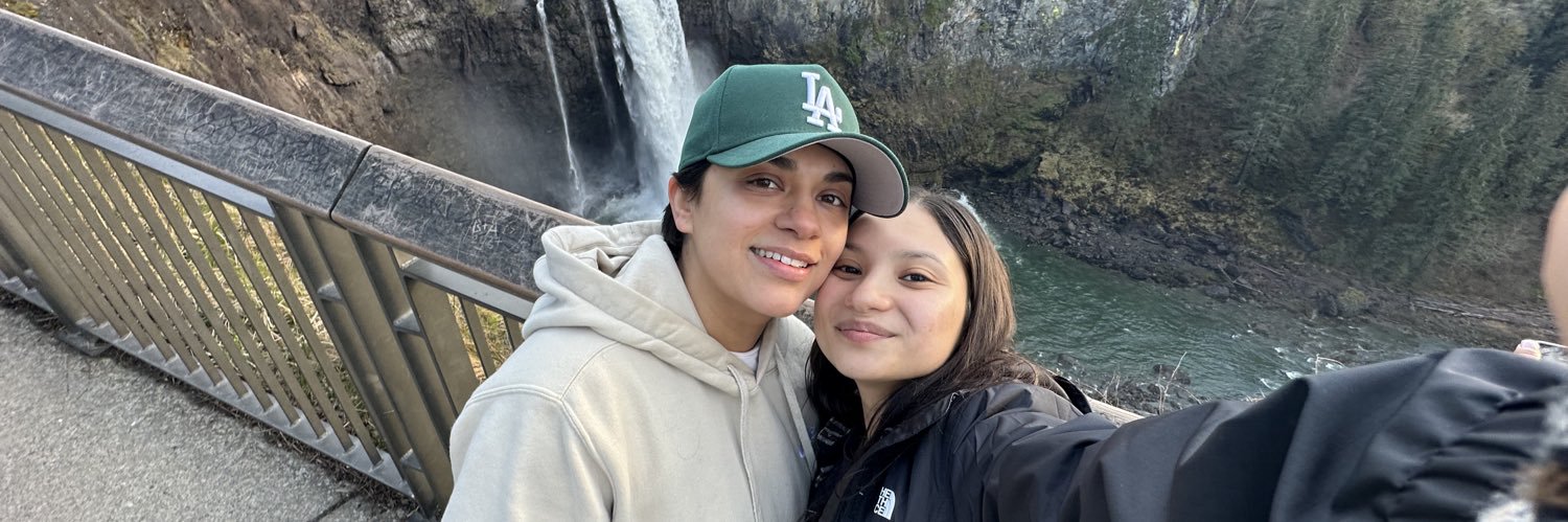 cierra_muniz's profile banner image