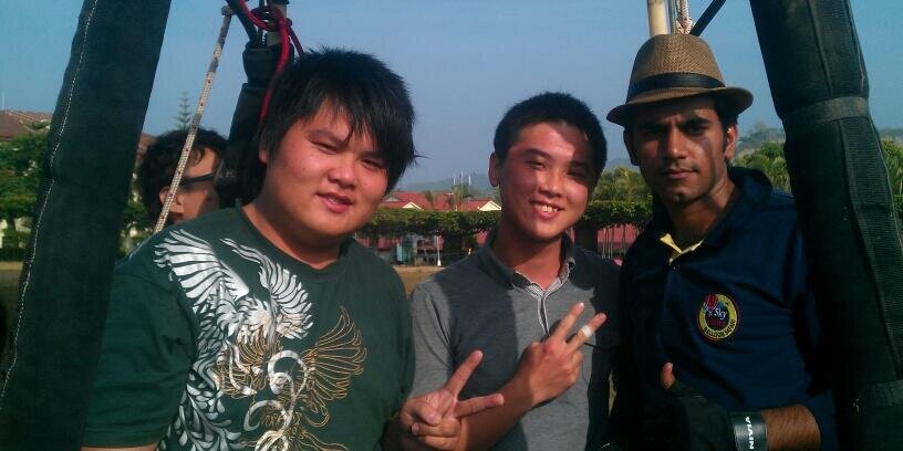 d649873211's profile banner image