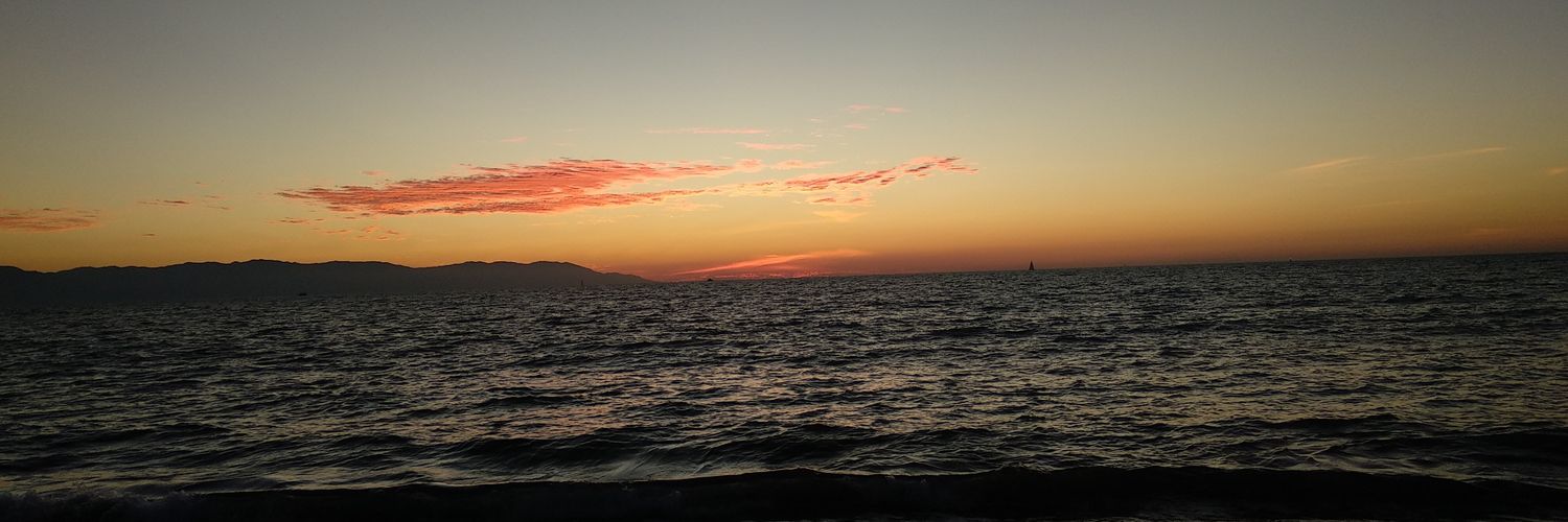 Rebee_Hdez's profile banner image
