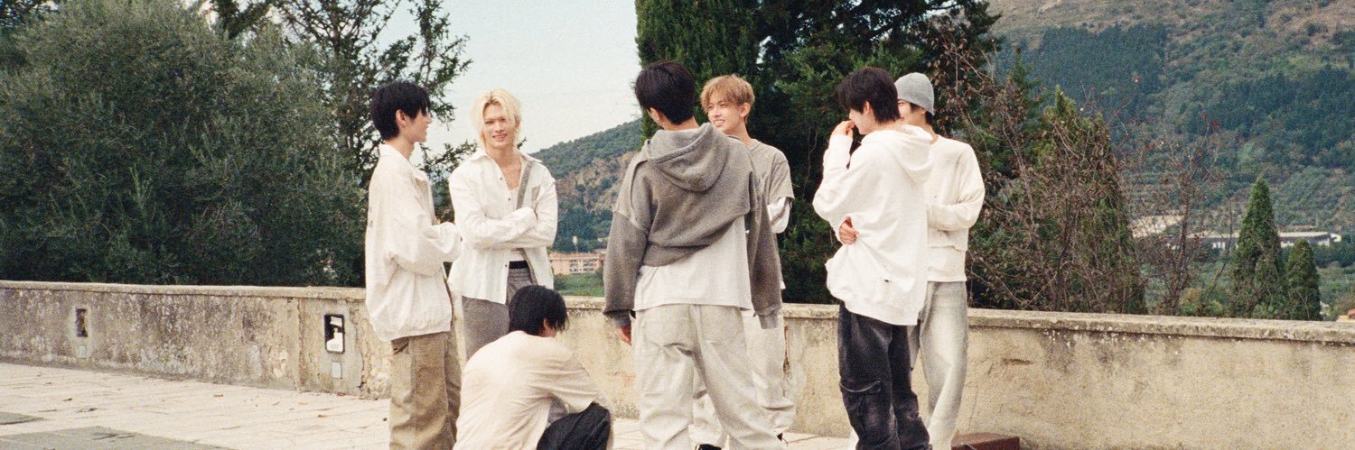 MaiLinhTrn99's profile banner image