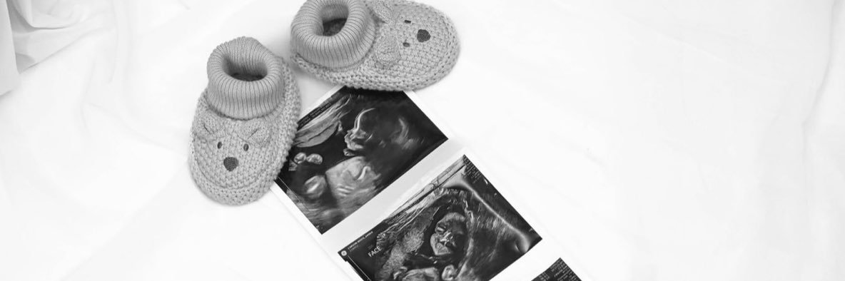 prttylittlethng's profile banner image