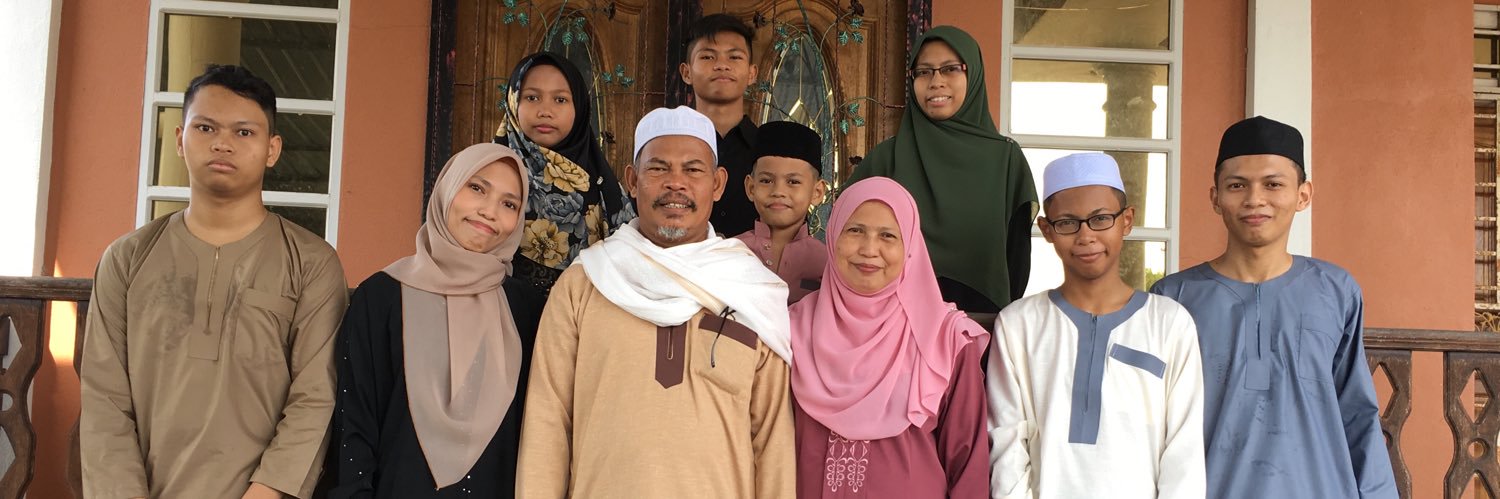 KimieAzmi's profile banner image