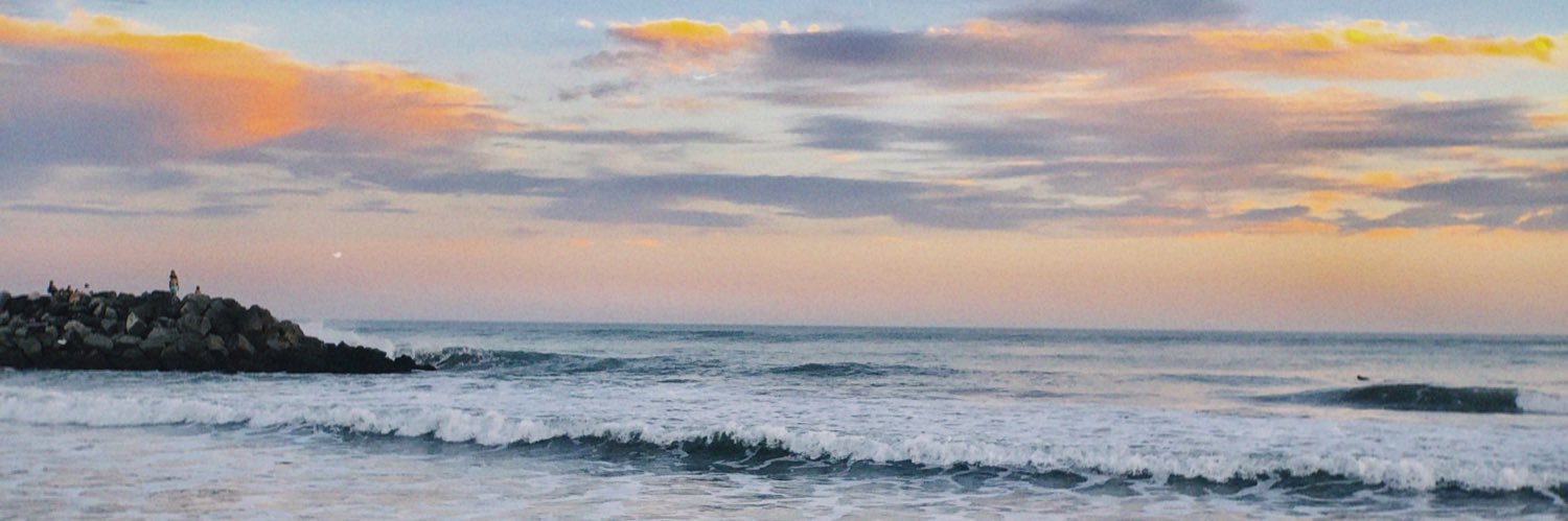 AbrilPietra's profile banner image
