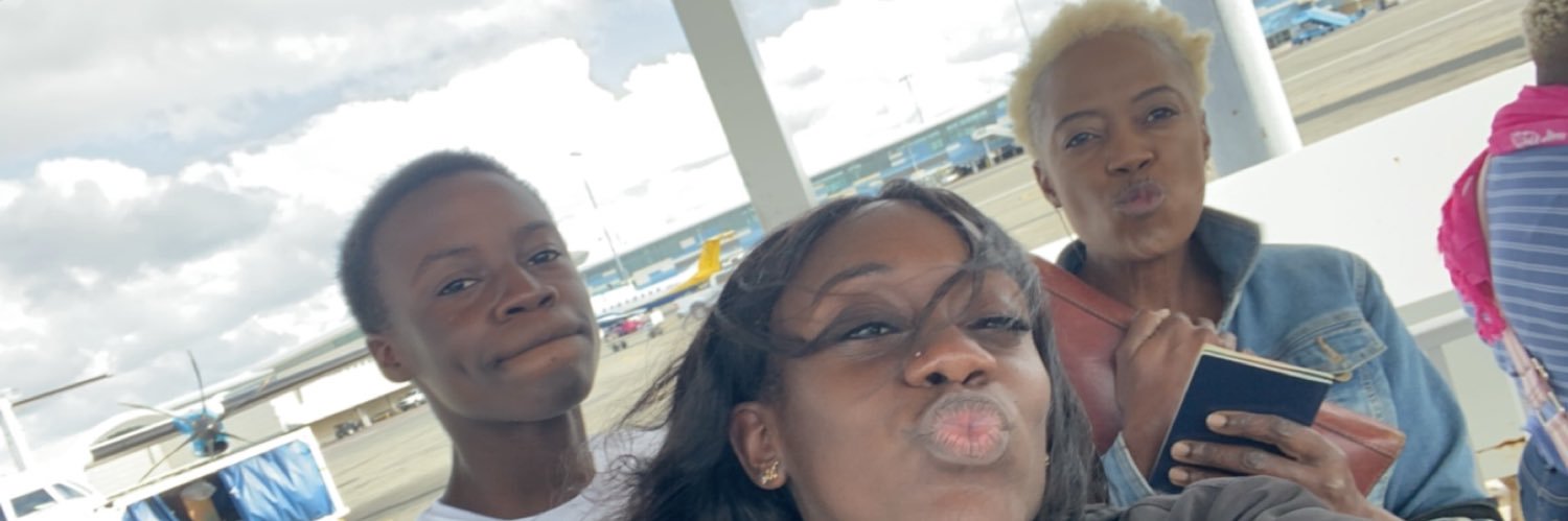 Dee_Shakur's profile banner image