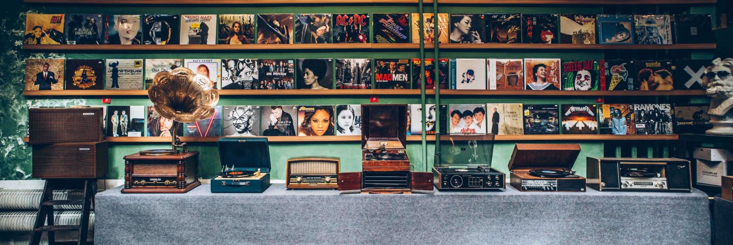 lipirecords's profile banner image
