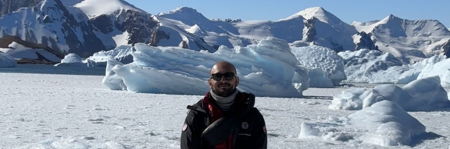 ekremcem's profile banner image