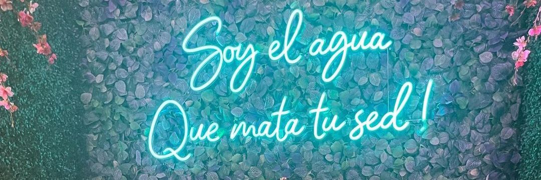 luisaLozanoTo's profile banner image