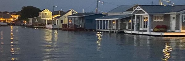 MelissaFaiola Profile Banner