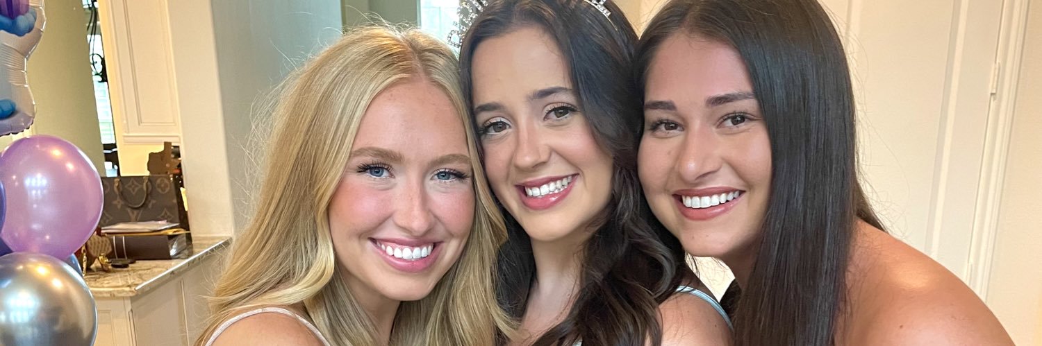 kayleesuet's profile banner image